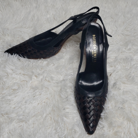 BOTTEGA VENETA BLACK LEATHER PLATFORM CAGE HEELS. - Picture 6 of 7